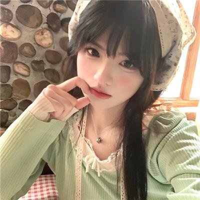 九尾藏不住